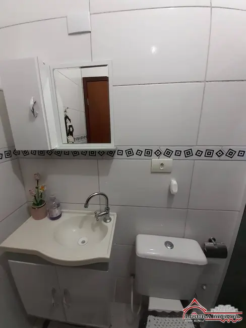 Foto 5 de Casa com 2 quartos à venda, 70m2 em Vila Zezé, Jacarei - SP