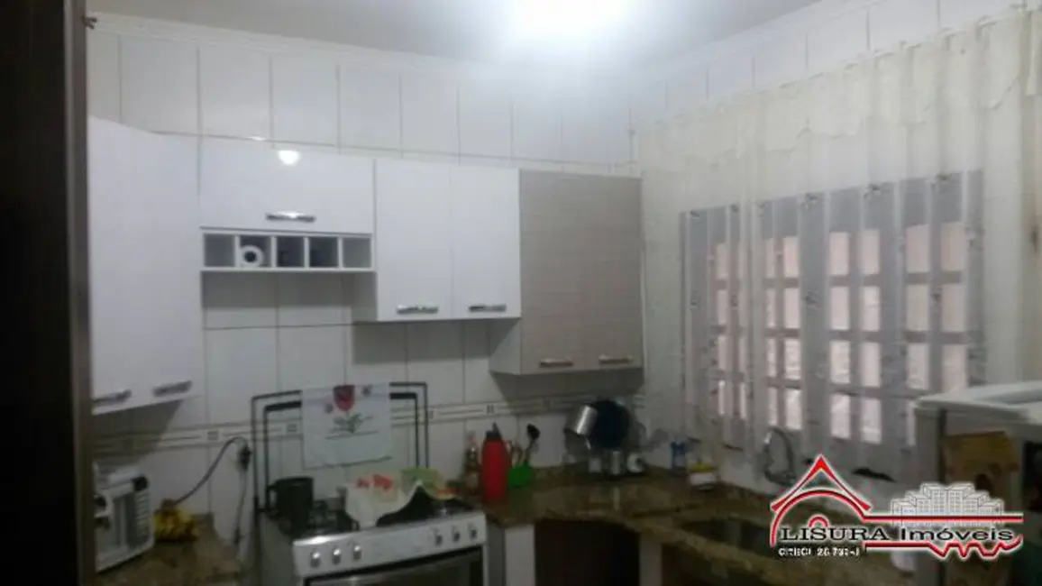 Foto 9 de Casa com 3 quartos à venda, 181m2 em Jardim Califórnia, Jacarei - SP