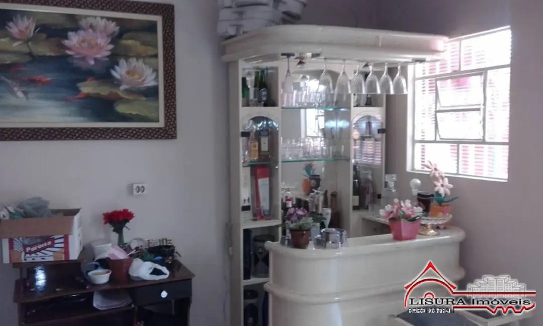 Foto 4 de Casa com 3 quartos à venda, 11m2 em Parque Santo Antônio, Jacarei - SP