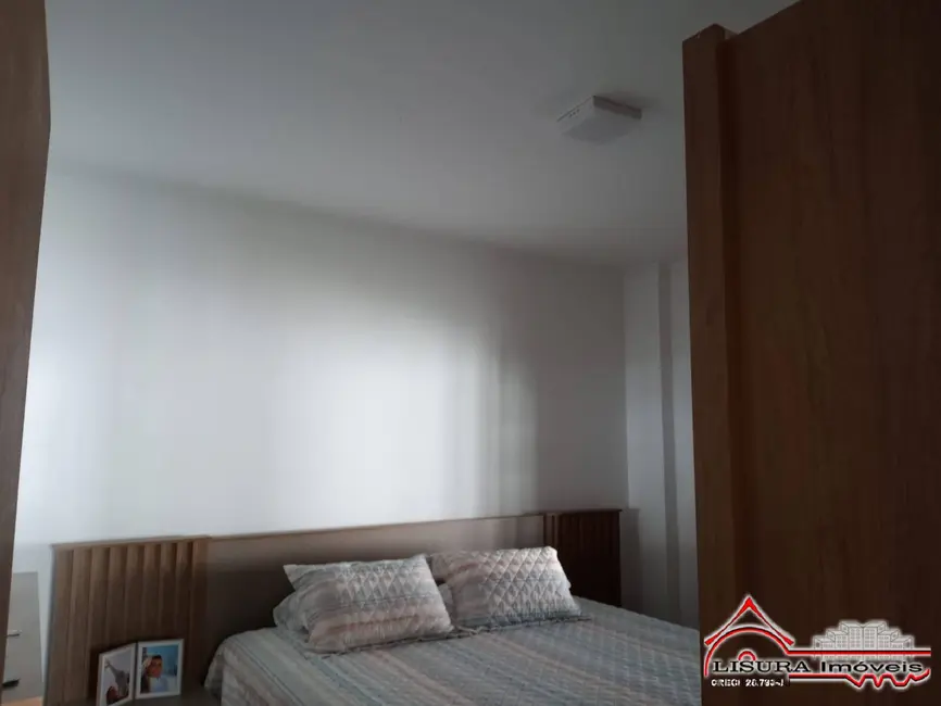 Foto 7 de Casa com 2 quartos à venda, 132m2 em Parque Santo Antônio, Jacarei - SP