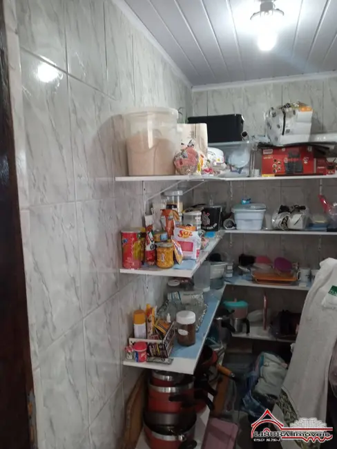 Foto 5 de Casa com 2 quartos à venda, 132m2 em Parque Santo Antônio, Jacarei - SP