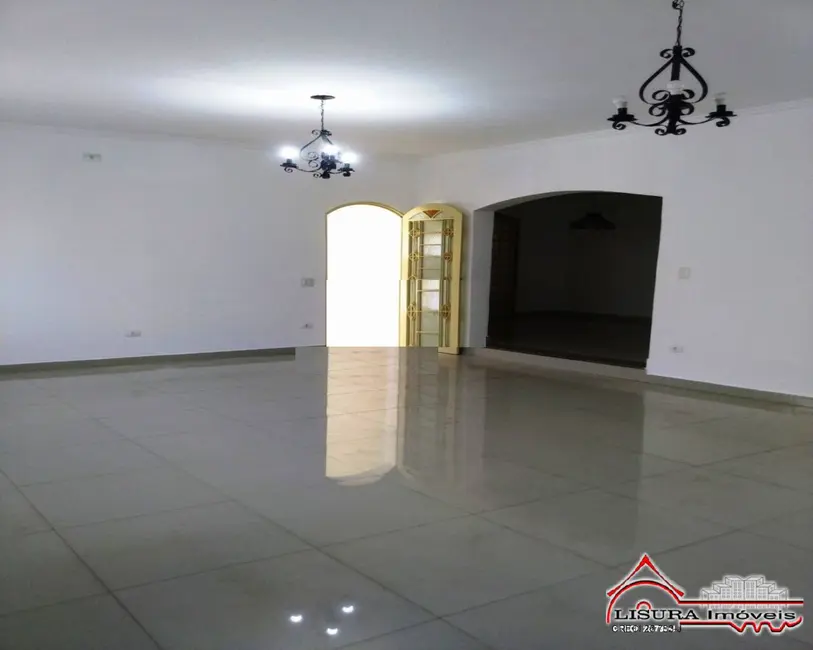 Foto 4 de Casa com 4 quartos à venda, 245m2 em Parque Itamarati, Jacarei - SP