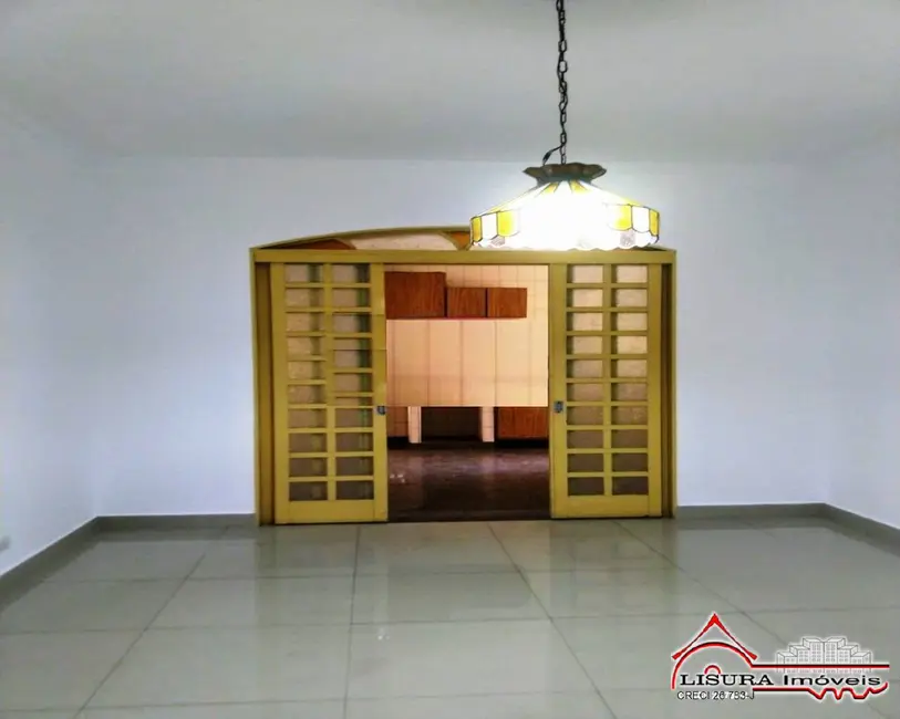 Foto 9 de Casa com 4 quartos à venda, 245m2 em Parque Itamarati, Jacarei - SP