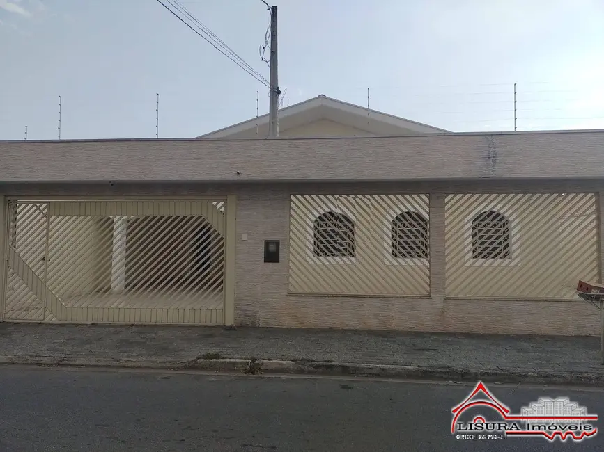 Foto 2 de Casa com 4 quartos à venda, 245m2 em Parque Itamarati, Jacarei - SP