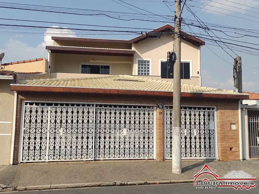 Foto 1 de Casa com 3 quartos à venda, 208m2 em Parque Itamarati, Jacarei - SP
