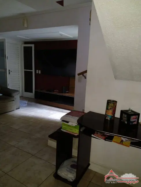 Foto 7 de Casa de Condomínio com 2 quartos à venda, 140m2 em Parque Califórnia, Jacarei - SP