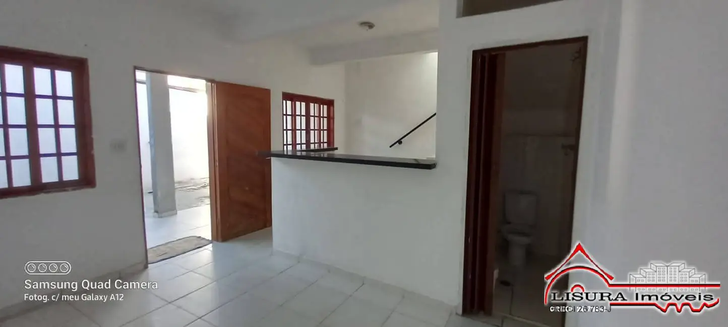 Foto 1 de Casa com 2 quartos à venda em Loteamento Villa Branca, Jacarei - SP