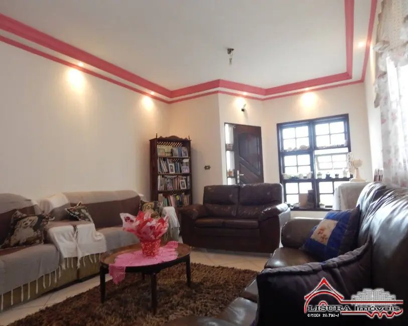 Foto 2 de Casa com 3 quartos à venda, 234m2 em Jardim Terras de São João, Jacarei - SP