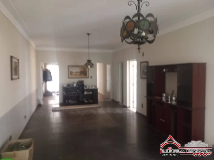 Foto 5 de Casa com 4 quartos à venda, 178m2 em Centro, Jacarei - SP