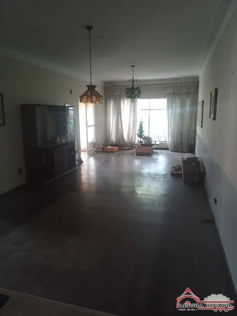 Foto 7 de Casa com 4 quartos à venda, 178m2 em Centro, Jacarei - SP