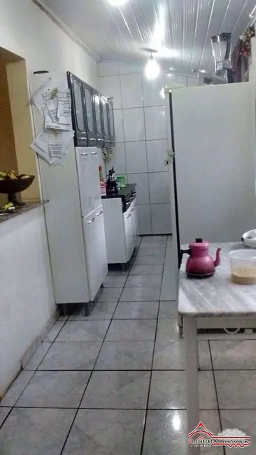 Casa com 2 quartos à venda, 60m2 em Jardim Terras de Santa Helena, Jacarei - SP - imagem 2 Foto 2 de Casa com 2 quartos à venda, 60m2 em Jardim Terras de Santa Helena, Jacarei - SP