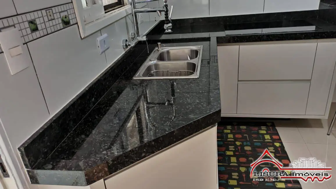 Casa com 3 quartos à venda, 130m2 em Jardim Siesta, Jacarei - SP - imagem 9 Foto 9 de Casa com 3 quartos à venda, 130m2 em Jardim Siesta, Jacarei - SP