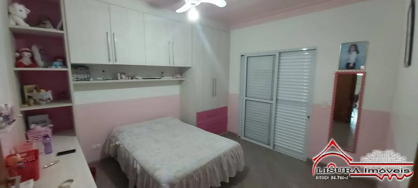 Foto 9 de Casa com 3 quartos à venda, 230m2 em Loteamento Villa Branca, Jacarei - SP