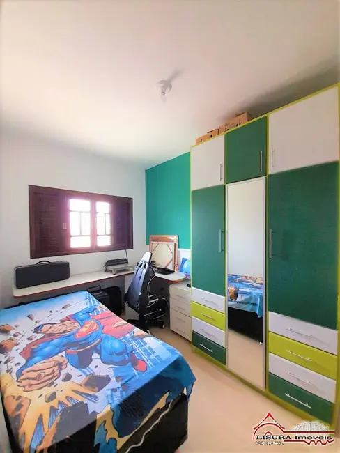 Foto 9 de Casa com 3 quartos à venda, 270m2 em Jardim Santa Maria, Jacarei - SP