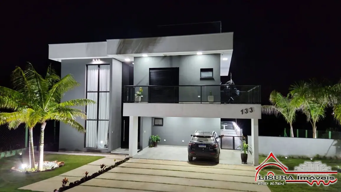 Foto 1 de Casa com 3 quartos para alugar em Jacarei - SP