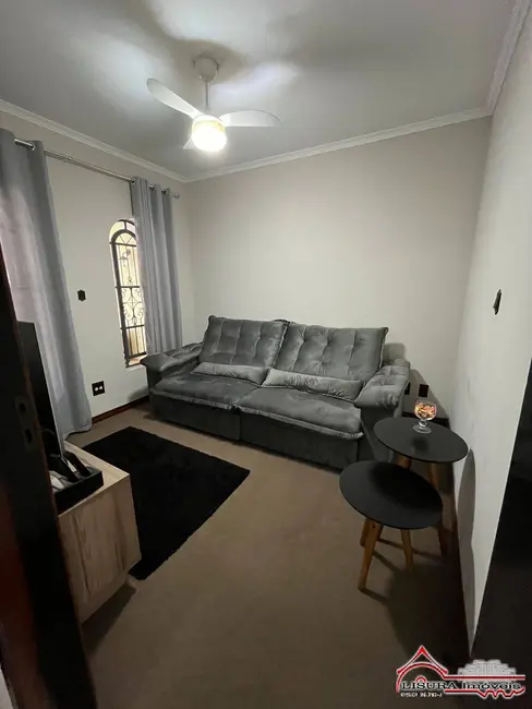 Foto 7 de Casa com 4 quartos à venda, 215m2 em Jardim Mesquita, Jacarei - SP