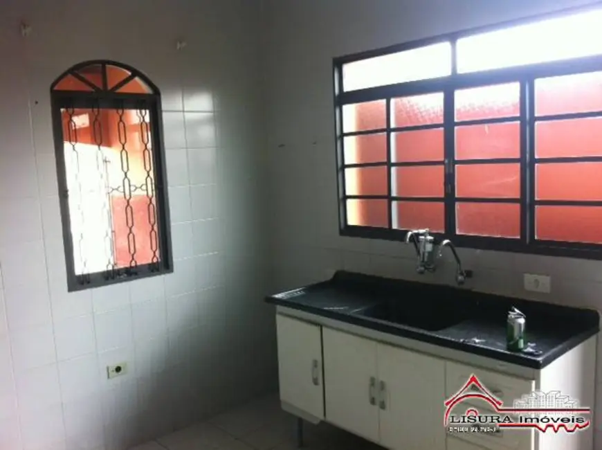 Foto 6 de Casa com 4 quartos à venda, 210m2 em Jardim do Vale, Jacarei - SP