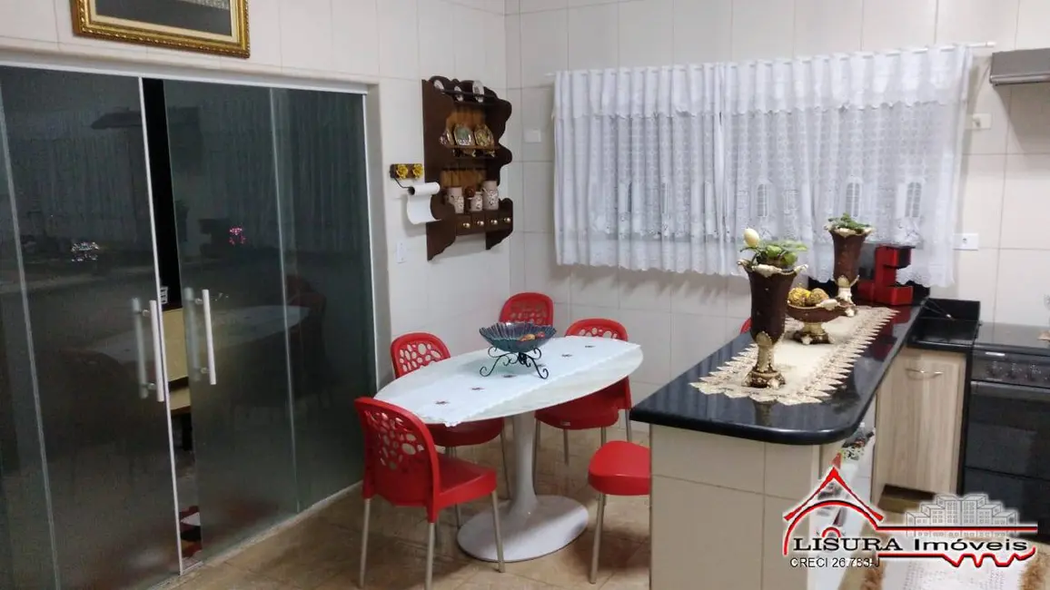 Foto 3 de Casa com 4 quartos à venda, 379m2 em Santa Branca - SP