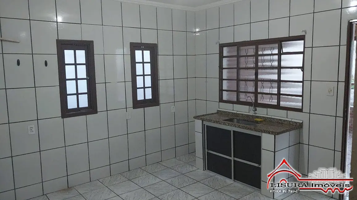 Foto 2 de Casa com 3 quartos à venda, 102m2 em Jardim Colônia, Jacarei - SP