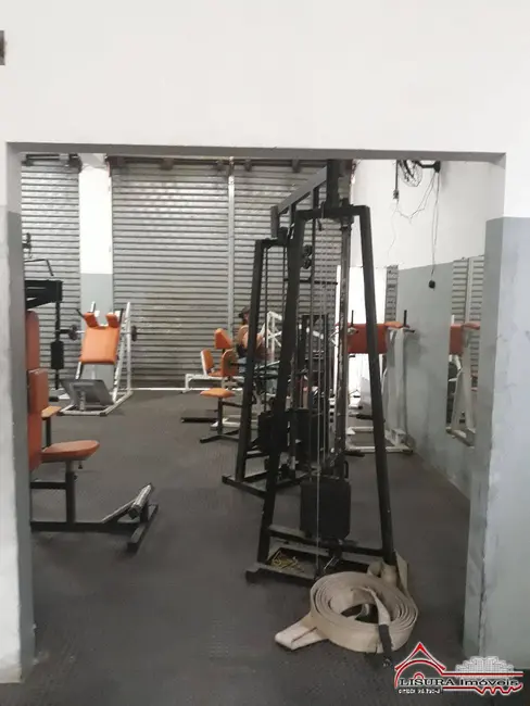 Foto 9 de Casa com 3 quartos à venda, 264m2 em Jardim Colônia, Jacarei - SP