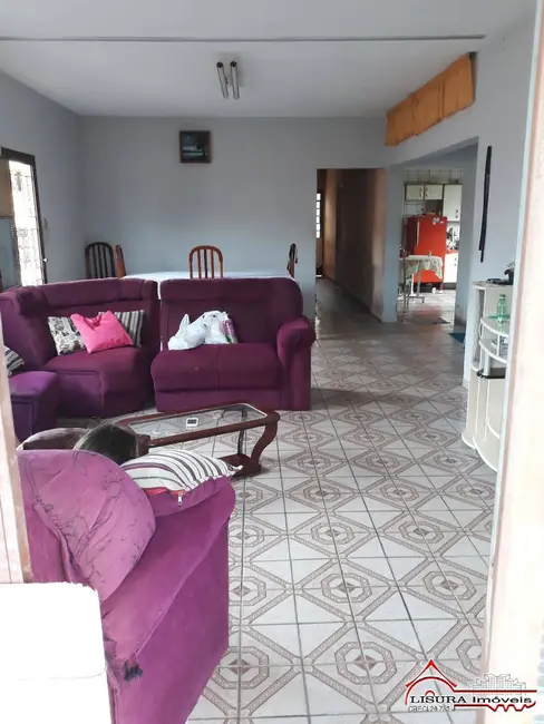 Foto 3 de Casa com 3 quartos à venda, 264m2 em Jardim Colônia, Jacarei - SP