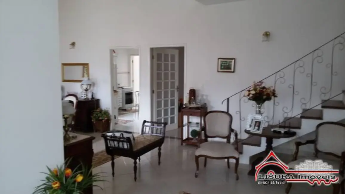 Foto 4 de Casa com 3 quartos à venda, 260m2 em Jacarei - SP