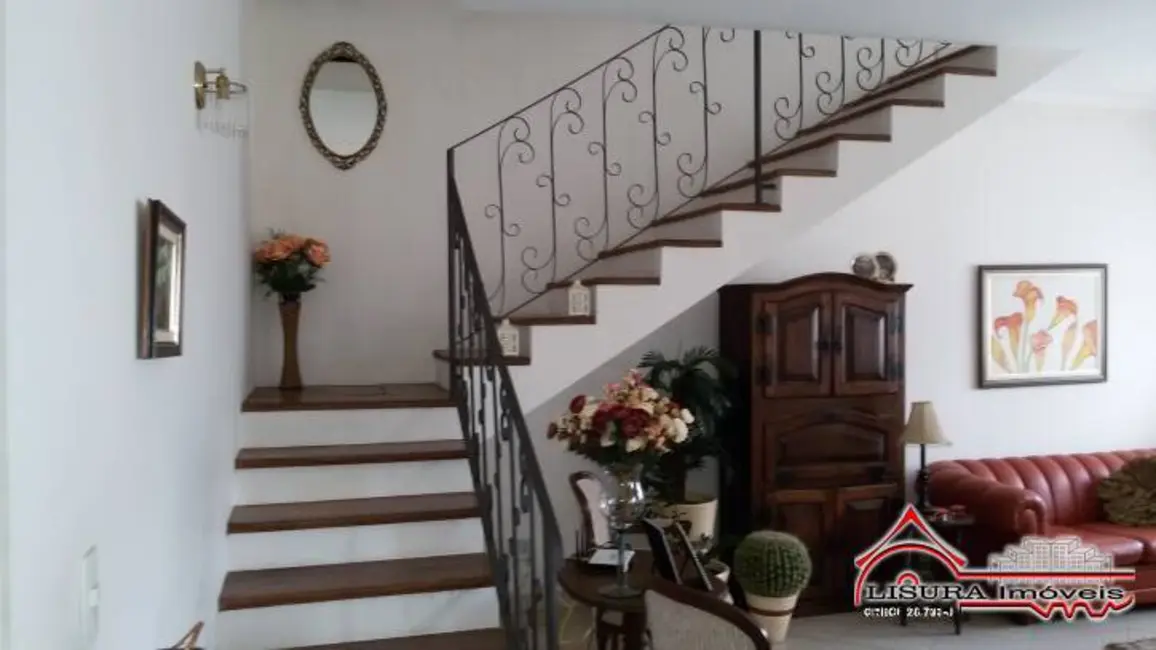 Foto 5 de Casa com 3 quartos à venda, 260m2 em Jacarei - SP