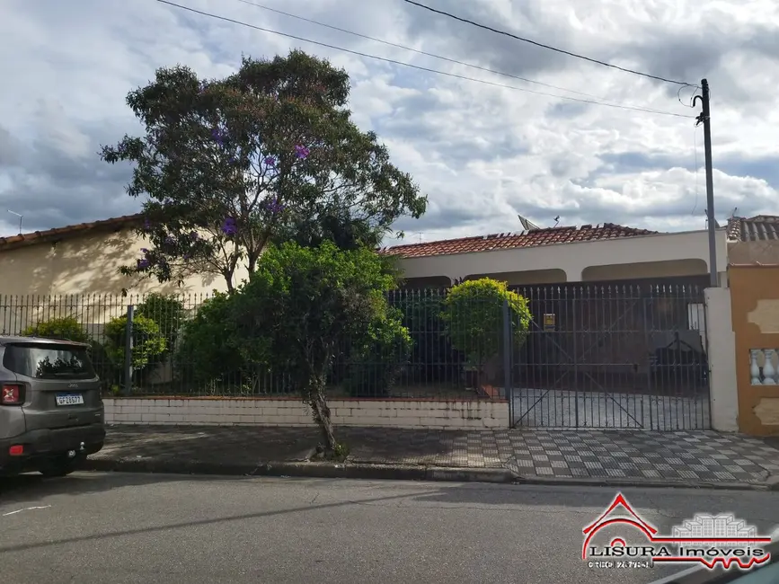 Foto 1 de Casa com 3 quartos para alugar, 242m2 em Jardim Paraíba, Jacarei - SP