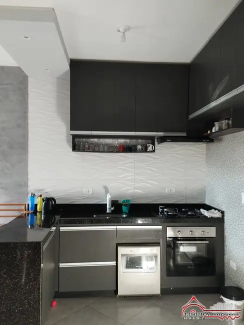 Casa com 3 quartos à venda, 73m2 em Jardim das Oliveiras, Jacarei - SP - imagem 6 Foto 6 de Casa com 3 quartos à venda, 73m2 em Jardim das Oliveiras, Jacarei - SP