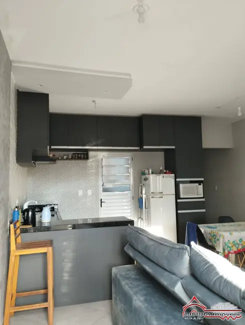 Casa com 3 quartos à venda, 73m2 em Jardim das Oliveiras, Jacarei - SP - imagem 5 Foto 5 de Casa com 3 quartos à venda, 73m2 em Jardim das Oliveiras, Jacarei - SP