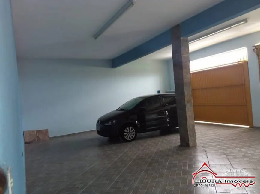 Foto 2 de Casa com 4 quartos à venda, 10m2 em Parque Santo Antônio, Jacarei - SP