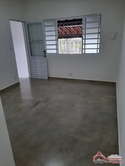 Foto 3 de Casa com 3 quartos à venda, 180m2 em Jardim das Oliveiras, Jacarei - SP