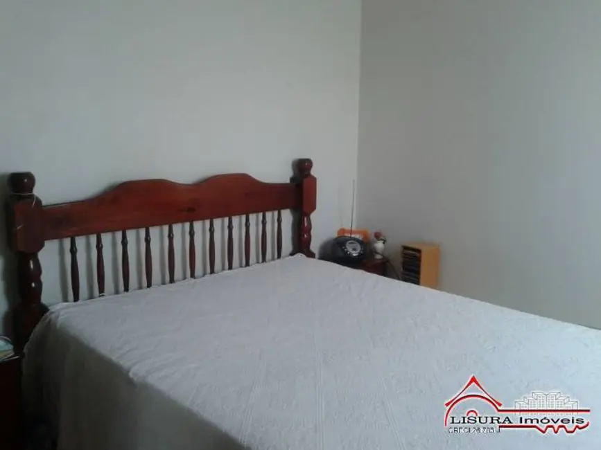 Foto 9 de Casa de Condomínio com 2 quartos à venda, 60m2 em Parque Califórnia, Jacarei - SP