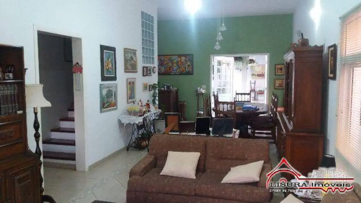 Foto 2 de Casa de Condomínio com 4 quartos à venda, 200m2 em Cidade Jardim, Jacarei - SP