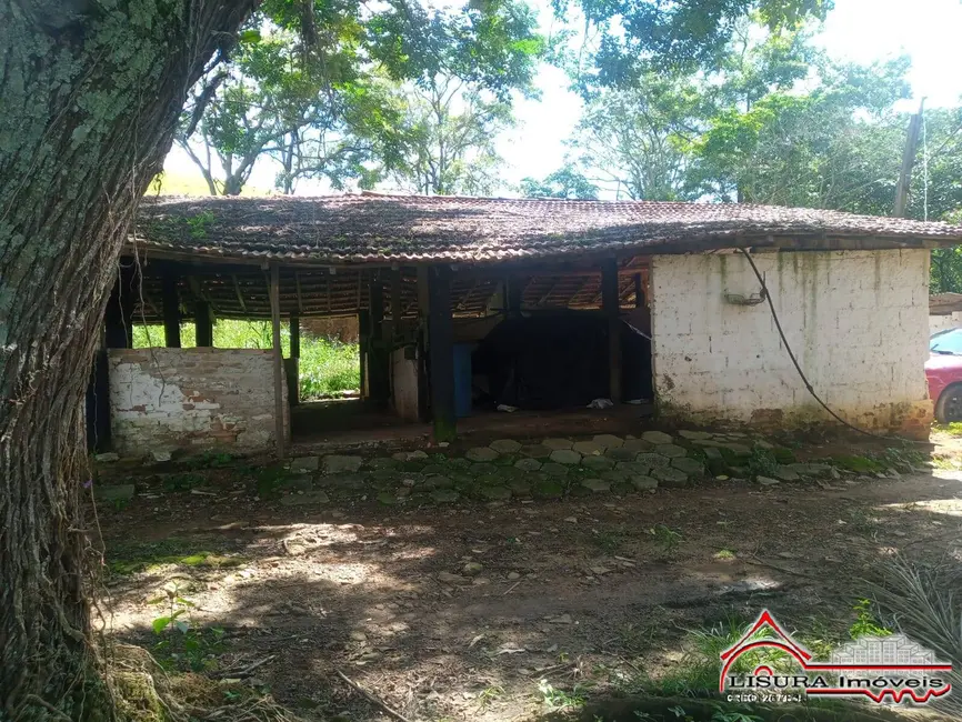 Foto 6 de Chácara com 3 quartos à venda, 300m2 em Bom Jesus, Jacarei - SP
