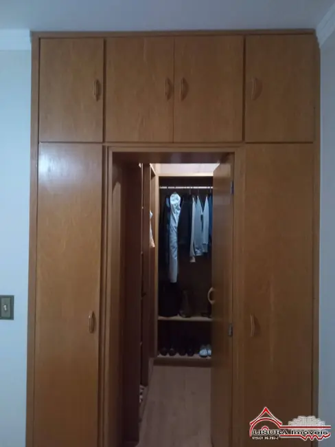 Foto 6 de Casa com 3 quartos à venda, 173m2 em Parque Brasil, Jacarei - SP