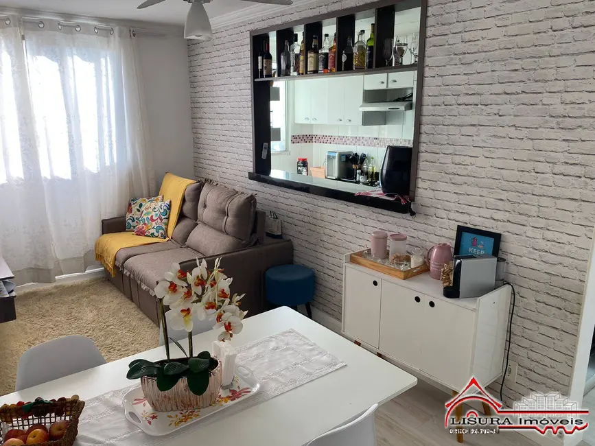 Foto 3 de Apartamento com 2 quartos à venda, 45m2 em Loteamento Villa Branca, Jacarei - SP