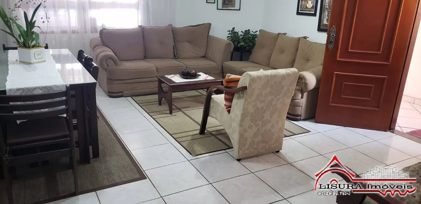 Foto 3 de Casa com 4 quartos à venda, 125m2 em Sao Jose Dos Campos - SP