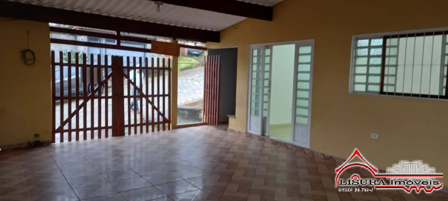 Foto 1 de Casa com 3 quartos à venda em Santa Branca - SP