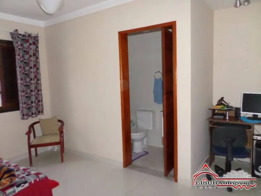 Foto 6 de Casa com 2 quartos à venda, 76m2 em Jardim Santa Marina, Jacarei - SP