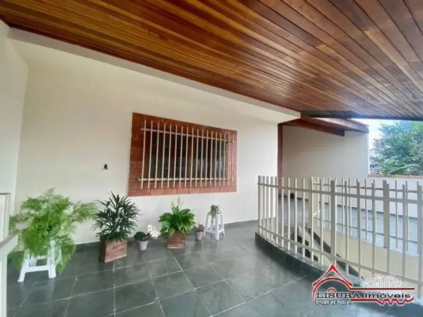 Foto 2 de Casa com 3 quartos à venda, 265m2 em Jardim das Indústrias, Jacarei - SP