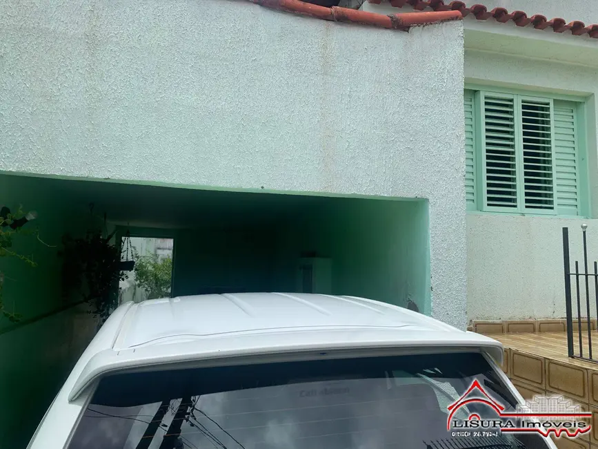 Foto 2 de Casa com 3 quartos à venda, 96m2 em Centro, Jacarei - SP