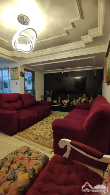 Foto 7 de Casa com 6 quartos à venda, 502m2 em Centro, Jacarei - SP