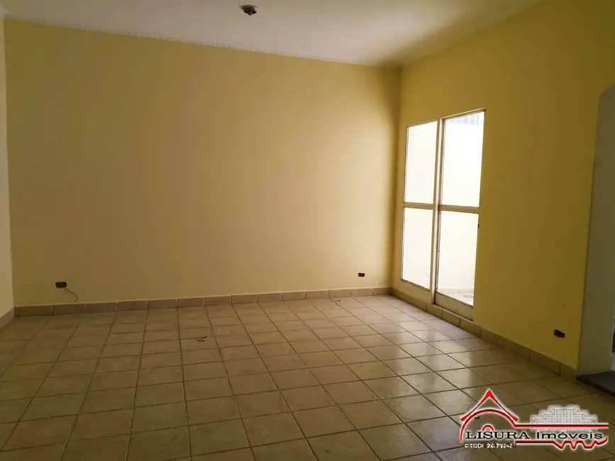 Foto 9 de Casa com 2 quartos à venda, 270m2 em Centro, Jacarei - SP