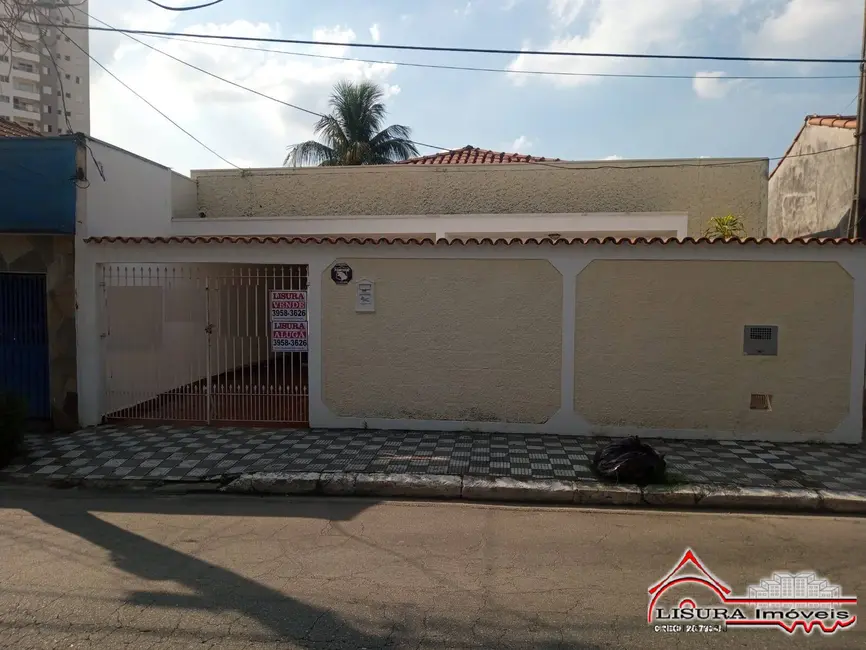 Foto 1 de Casa com 2 quartos à venda, 270m2 em Centro, Jacarei - SP