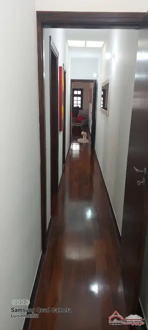 Foto 5 de Casa com 2 quartos à venda, 128m2 em Centro, Jacarei - SP