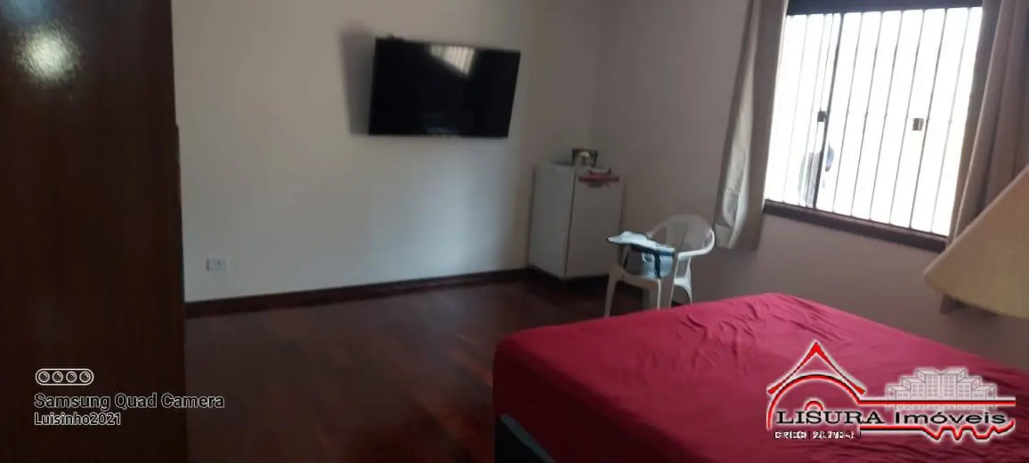 Foto 4 de Casa com 2 quartos à venda, 128m2 em Centro, Jacarei - SP