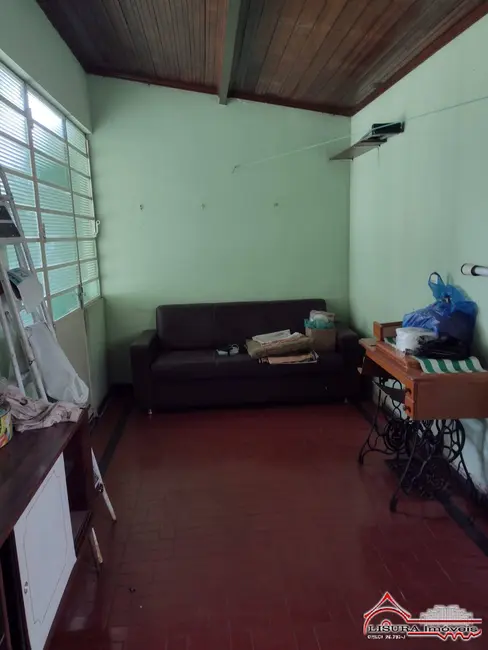 Foto 9 de Casa com 3 quartos à venda, 250m2 em Jardim Esperança, Jacarei - SP