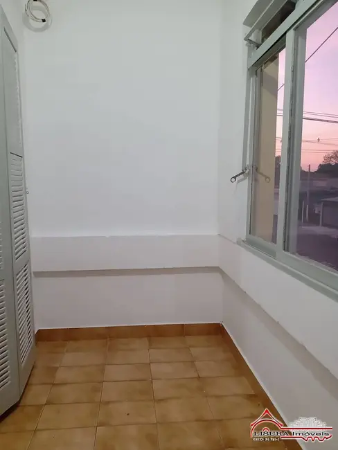 Foto 3 de Casa com 1 quarto à venda em Jardim Marister, Jacarei - SP