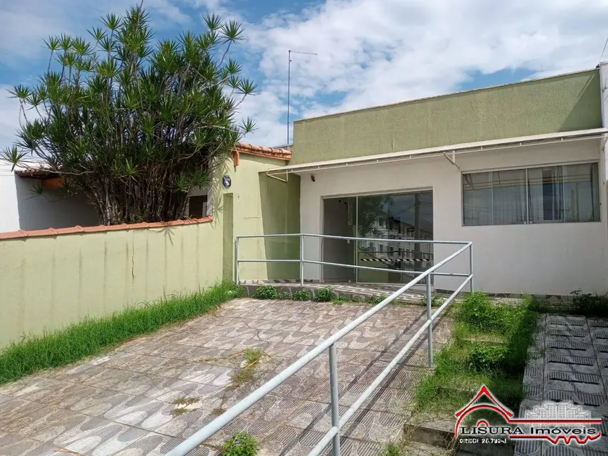 Foto 1 de Casa com 3 quartos à venda, 200m2 em Vila Pinheiro, Jacarei - SP